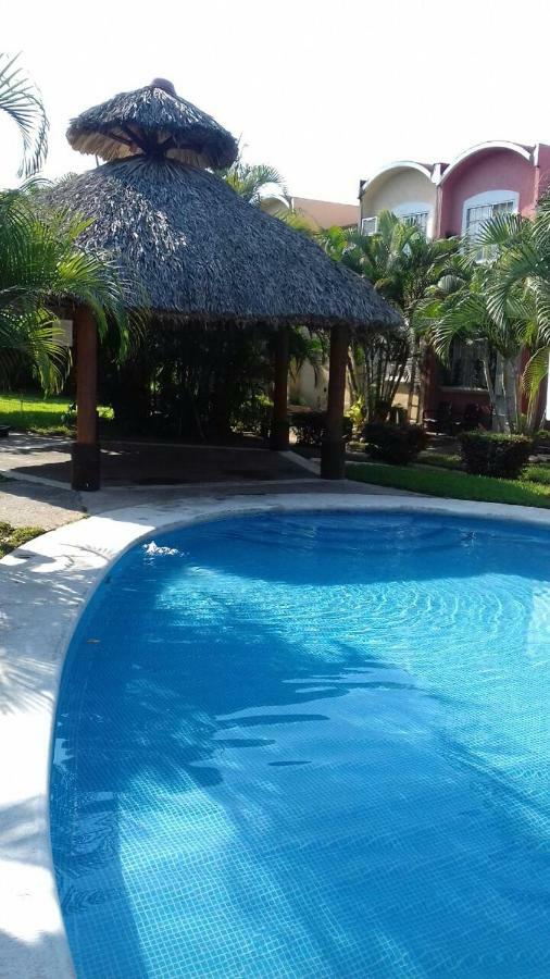 Casa Con Alberca!! Ixtapa Zihuatanejo Apartamento Exterior foto